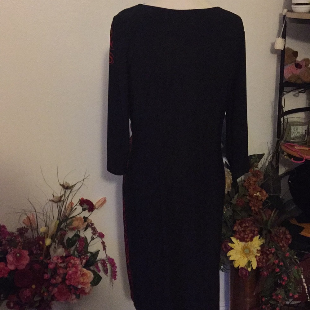 SOLD! NWT Jones New York Red & Black Dress - Picture 2 of 8